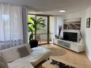 Currumbin accommodation holiday apartments Santuary beach 